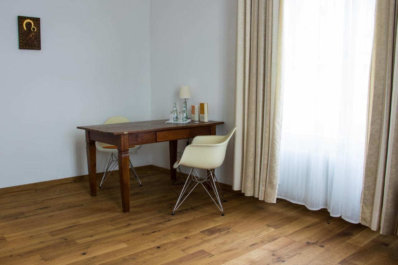 Philosophenvilla Staatsbad Brückenau Buitenkant foto